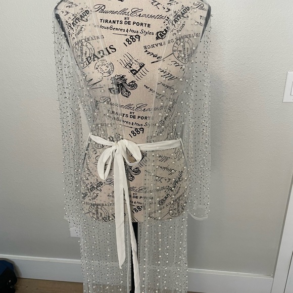 NWOT.  Elegant Sheer Pearl-Embellished Duster - Picture 3 of 8